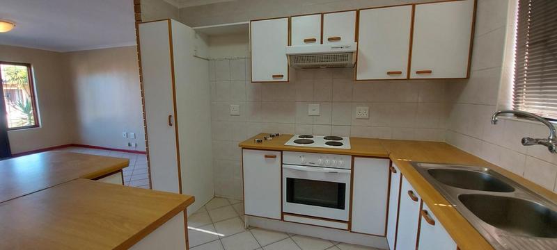 To Let 2 Bedroom Property for Rent in Vredekloof East Western Cape